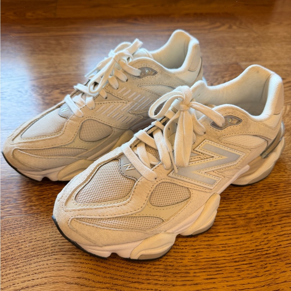 New Balance Cream/White Mesh & Suede Sneakers
